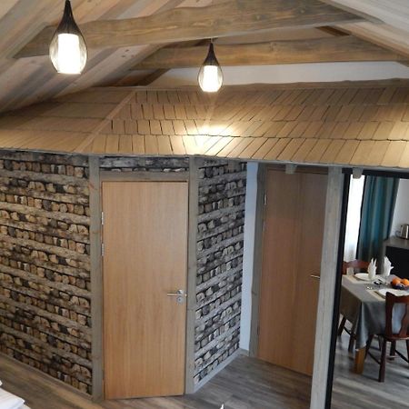 Pie Veca Kaleja Hotel Daugavpils Kültér fotó