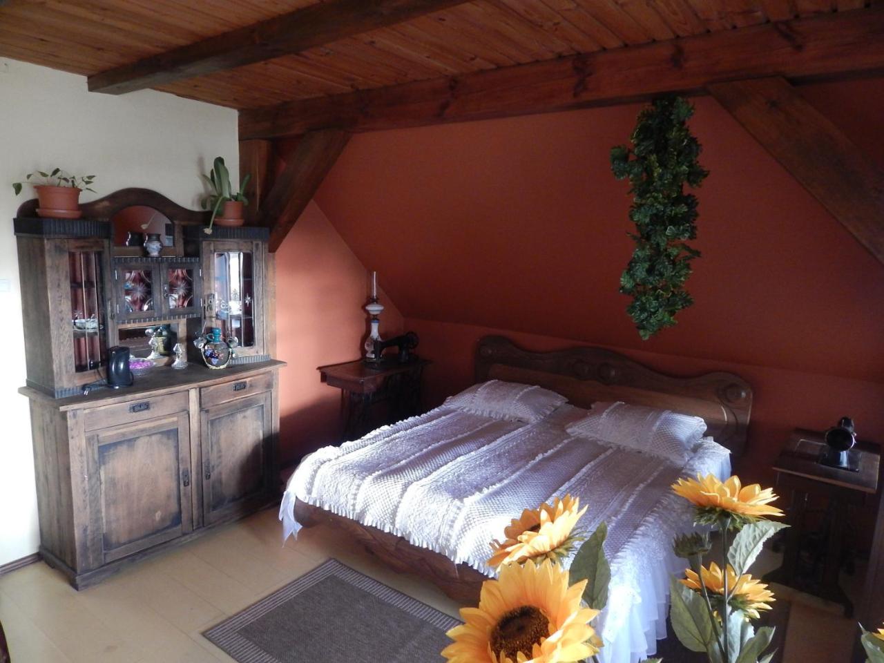 Pie Veca Kaleja Hotel Daugavpils Kültér fotó